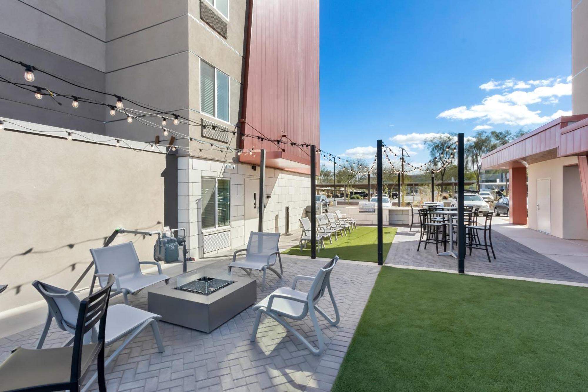 Woodspring Suites Chandler Phoenix Medical Center Екстериор снимка